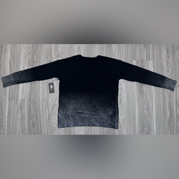 Vince Camuto Black & Silver Shimmer Long Sleeve Sweater Size Small NWT - Picture 5 of 5